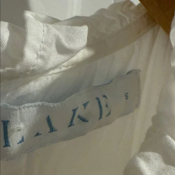 LAKE - SIZE SMALL WORN ONCE - Sleeveless White Midi  Dress - Picture 2 of 3